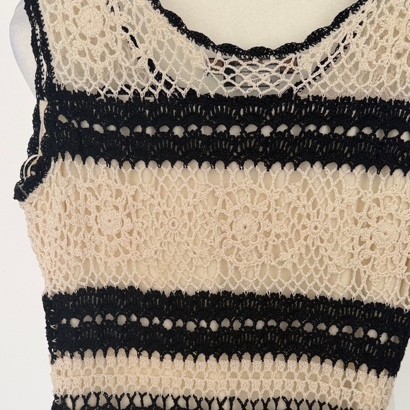 BCBG MAXAZARIA Striped Knit Sleeveless Dress Medium - Picture 4 of 5